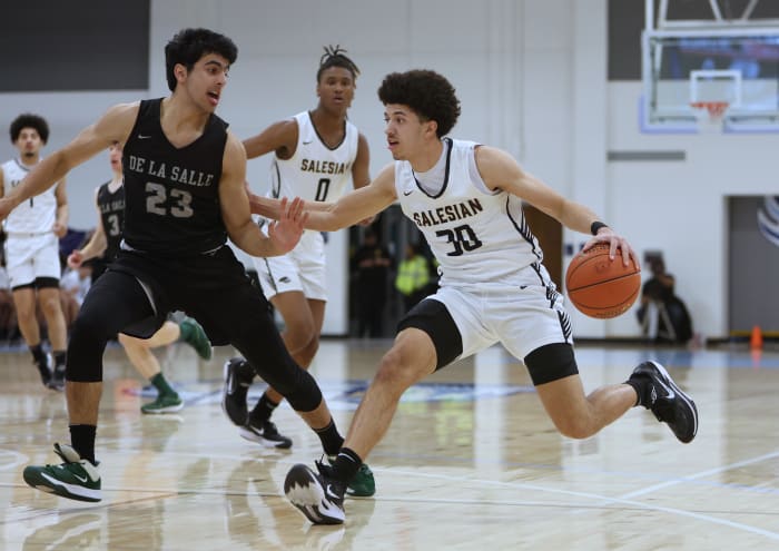 Hawaii-bound point guard Aaron Hunkin-Claytor scored all eight of his points in the second half.